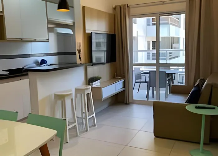 150M Da Praia Das Toninhas Com Varanda Gourmet Ubatuba